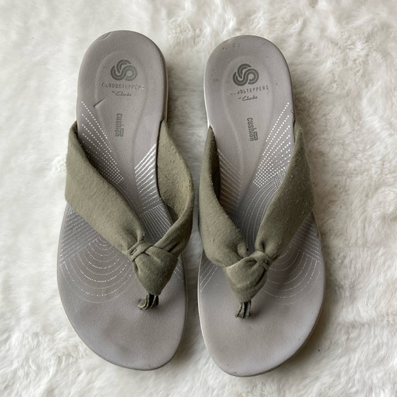 Cloudstepper by Clarks Grey Soft Cushion Sandals - Picture 1 of 5